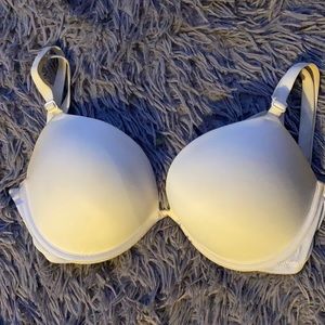 Victoria Secret Bra 32DDD